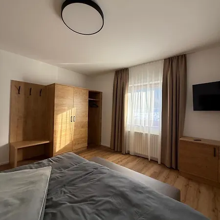 Apartahotel Panorama Quartier Seefeld 4*