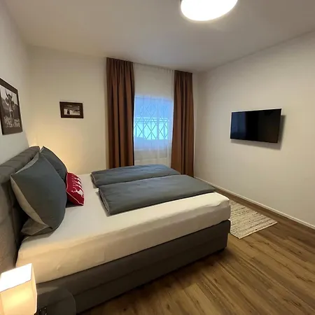 Panorama Quartier Seefeld Апарт-готель Зефельд-ін-Тіроль